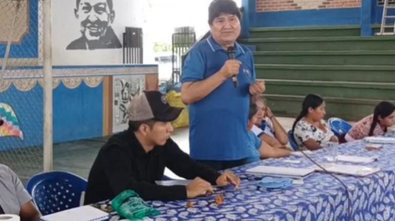 EVO DICE QUE «DA MIEDO SER CANDIDATO” POR LA ECONOMÍA