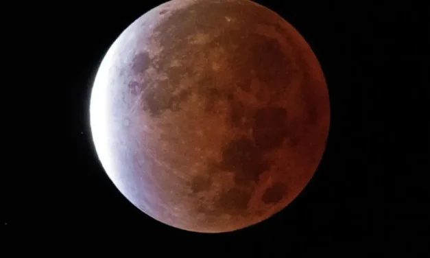¿SE PODRÁ VER EL ECLIPSE LUNAR TOTAL EN BOLIVIA?