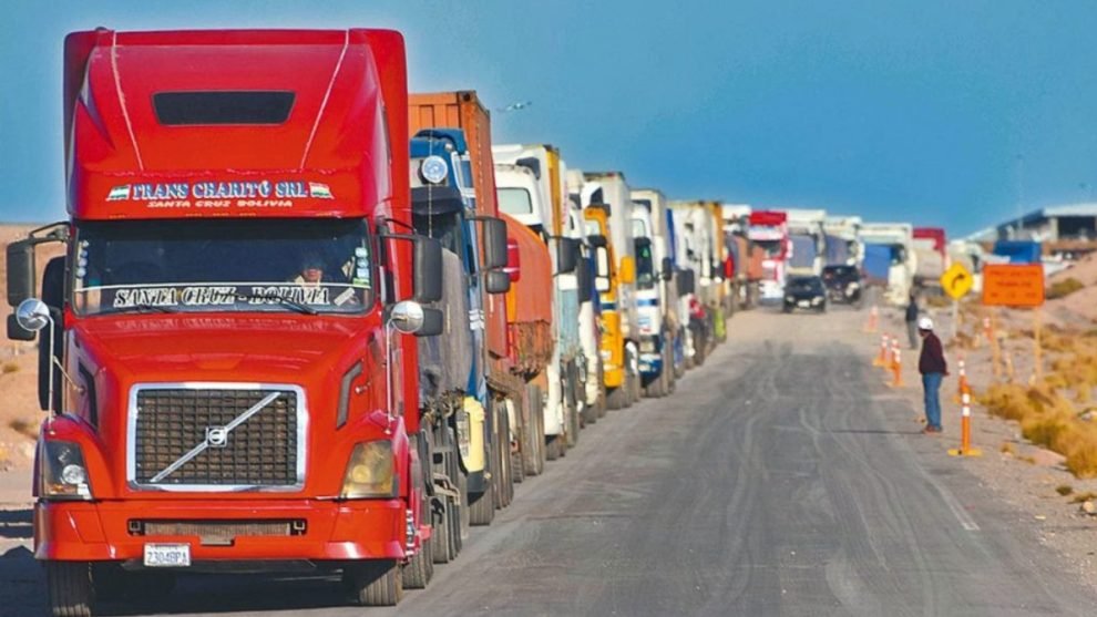 TRANSPORTE PESADO SE DECLARA EN «QUIEBRA TOTAL» Y DECIDE NO PAGAR IMPUESTOS NI PEAJES