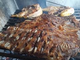 SE ROBAN UNA POLLERITA COCIDA DE UN RESTAURANTE