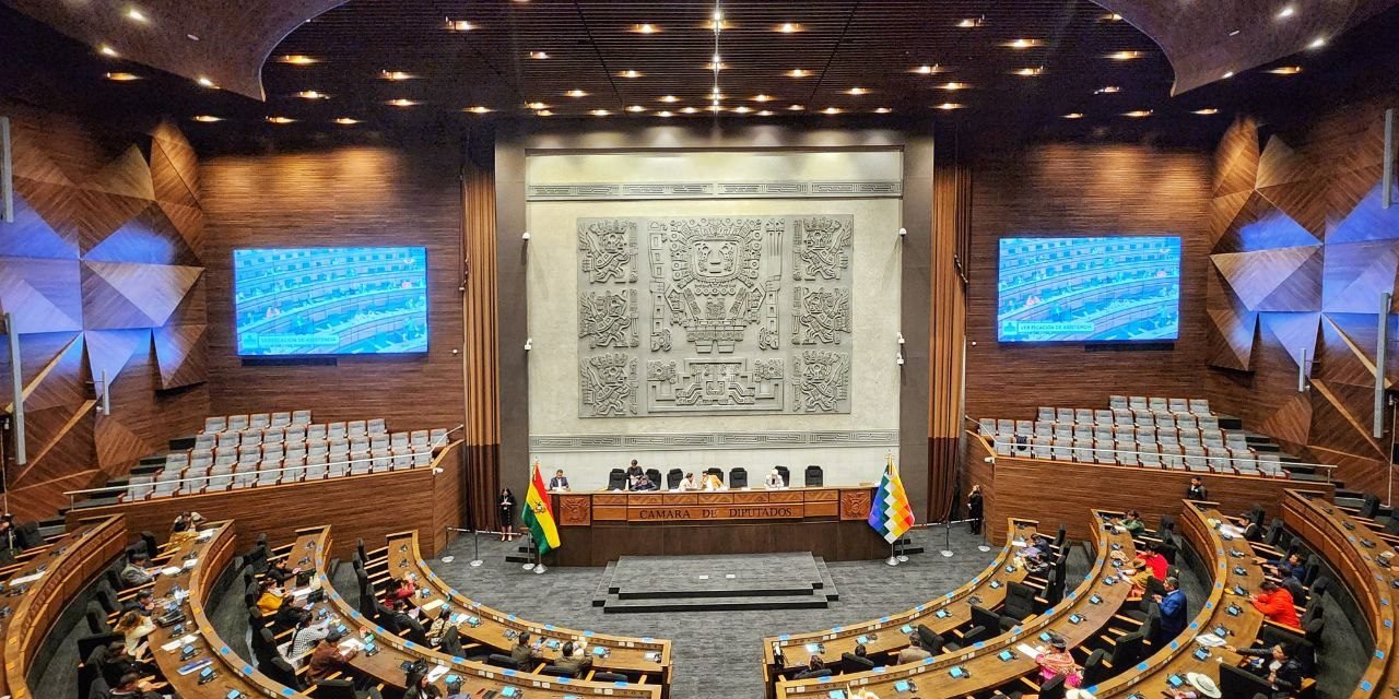 DIPUTADOS APRUEBA LEY DE DEBATE OBLIGATORIO 