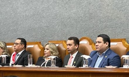 FISCAL GENERAL PARTICIPÓ DE LA POSESIÓN DEL NUEVO PRESIDENTE DEL TDJ DE TARIJA