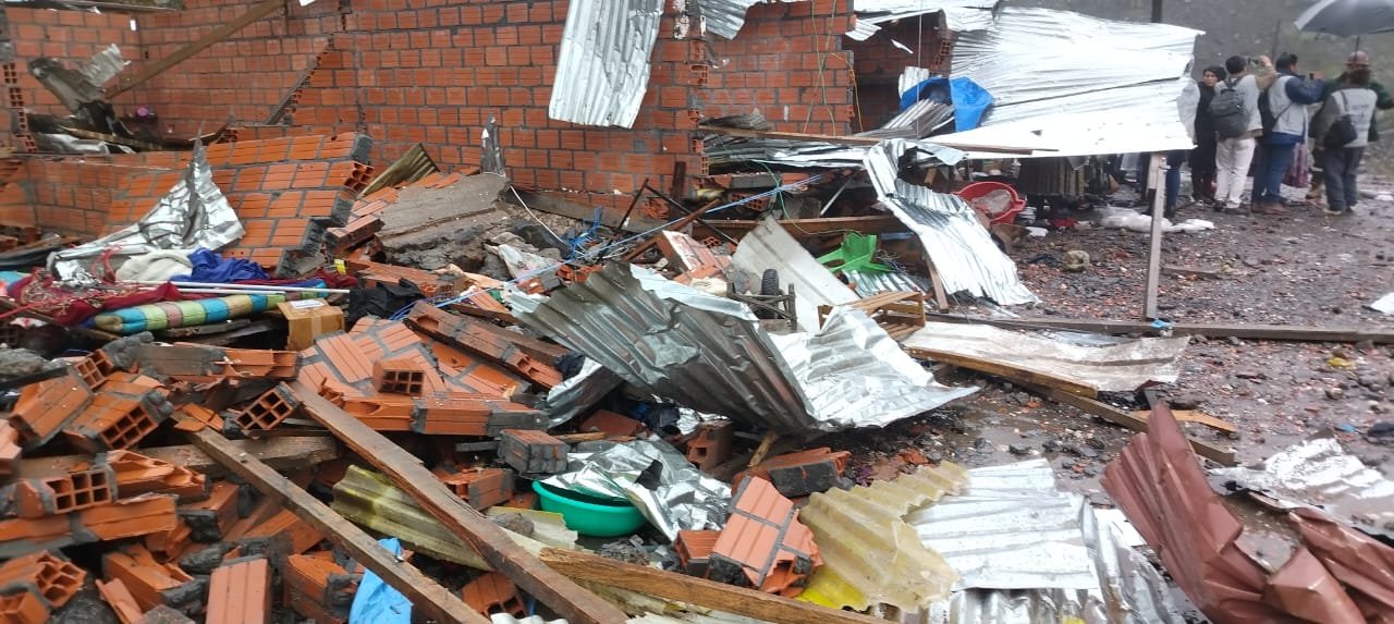 AL MENOS  HAY 10 DESAPARECIDOS TRAS LA EXPLOSIÓN DE UN TANQUE EN CONFLICTO MINERO