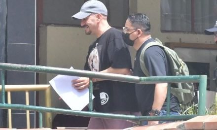 JUSTICIA DICTA ACCIÓN DE LIBERTAD EN FAVOR DE VALDA Y ORDENA LLEVARLO A SANTA CRUZ