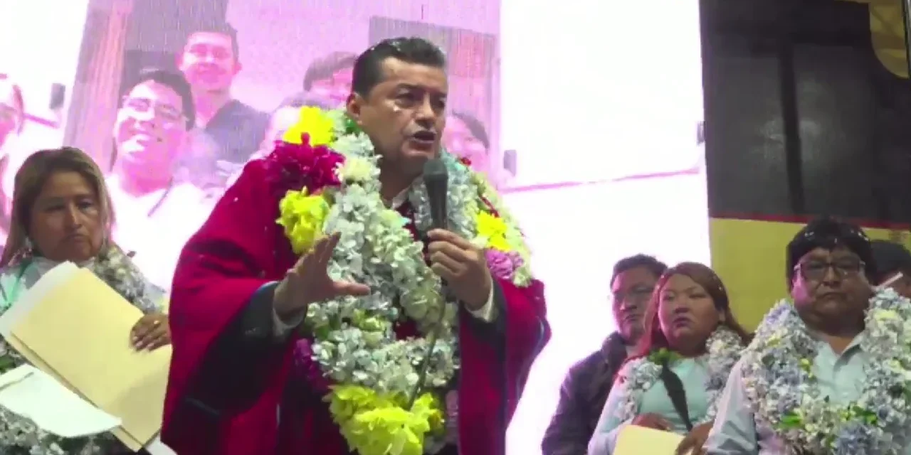 “TENEMOS SIGLA Y UNA PROPUESTA CLARA” ASEGURA JHONNY FERNANDEZ