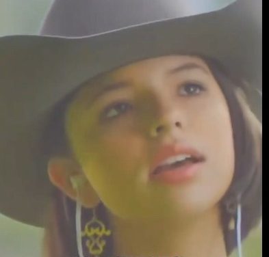 «NO SOY LA VILLANA»: ¿ÁNGELA AGUILAR ESTRENA CANCIÓN CONTRA CAZZU?