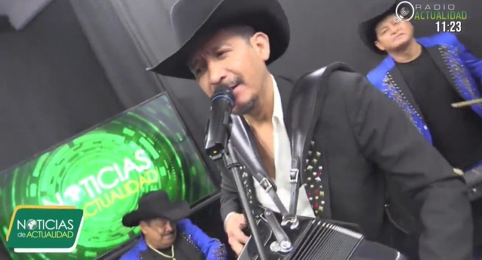 PACO BARRÓN Y SUS NORTEÑOS ESTUVIERON EN RADIO ACTUALIDAD 104.8 FM