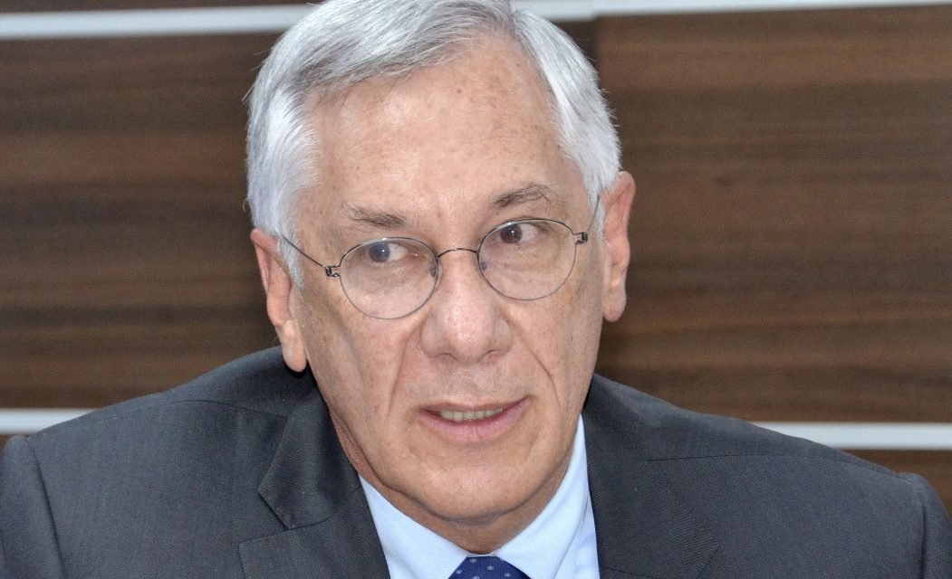 RODRÍGUEZ VELTZÉ RECHAZA INVITACIÓN DE EVO PUEBLO PARA SER CANDIDATO A  VICEPRESIDENTE