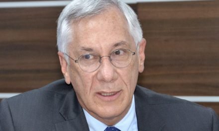 RODRÍGUEZ VELTZÉ RECHAZA INVITACIÓN DE EVO PUEBLO PARA SER CANDIDATO A  VICEPRESIDENTE