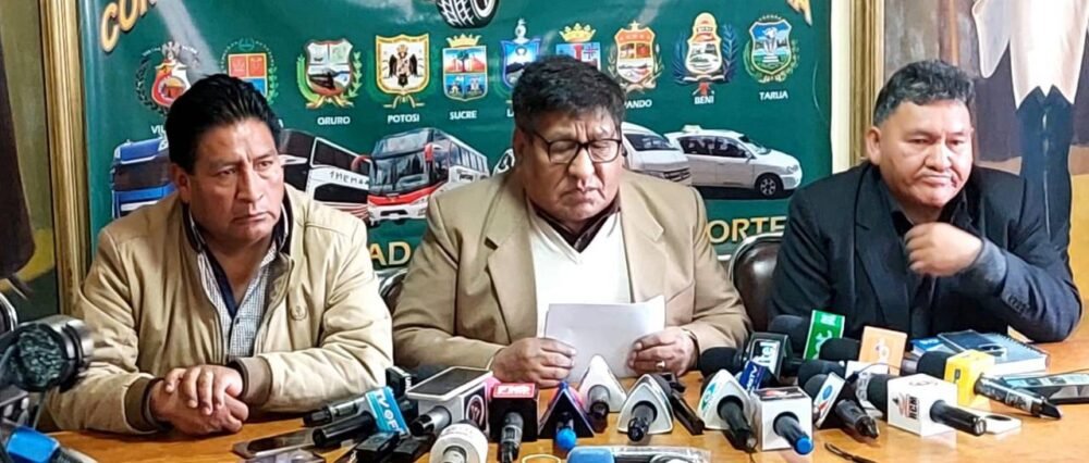 CHOFERES SUSPENDEN PARO NACIONAL TRAS CAMBIO DE PRESIDENTE DE LA ABC