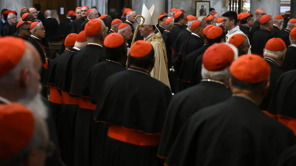 EL CÓNCLAVE PARA ELEGIR AL NUEVO PAPA COMENZARÁ EL 7 DE MAYO