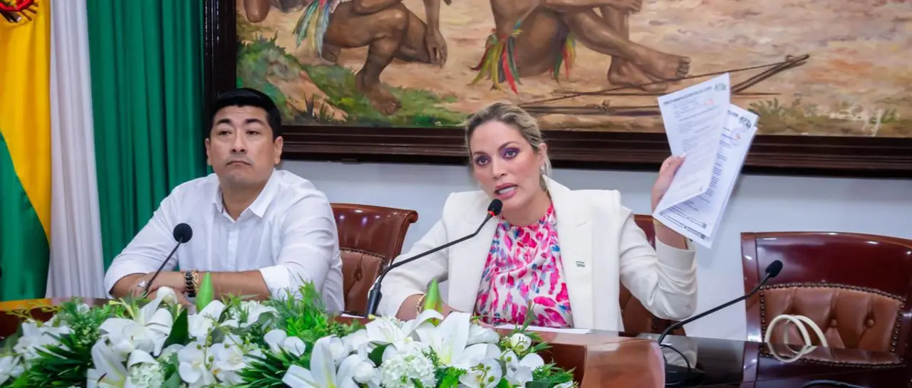EXPULSAN A MUCARZEL Y ALCÓCER DEL CONCEJO MUNICIPAL POR TRANSFUGIO