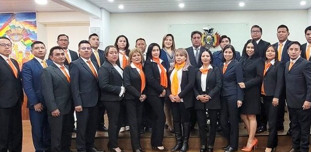 POSESIONAN A 60 NUEVOS FISCALES DE MATERIA EN EL PAÍS