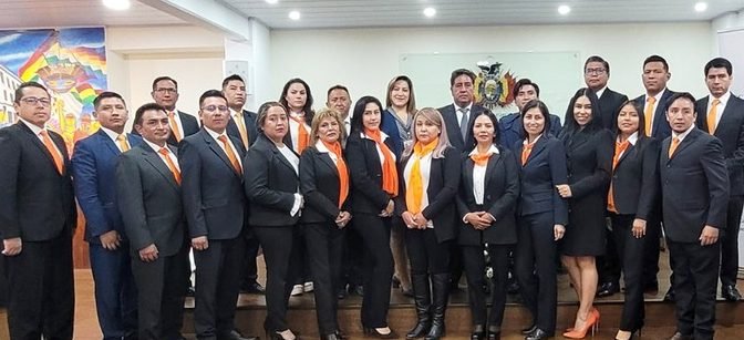 POSESIONAN A 60 NUEVOS FISCALES DE MATERIA EN EL PAÍS