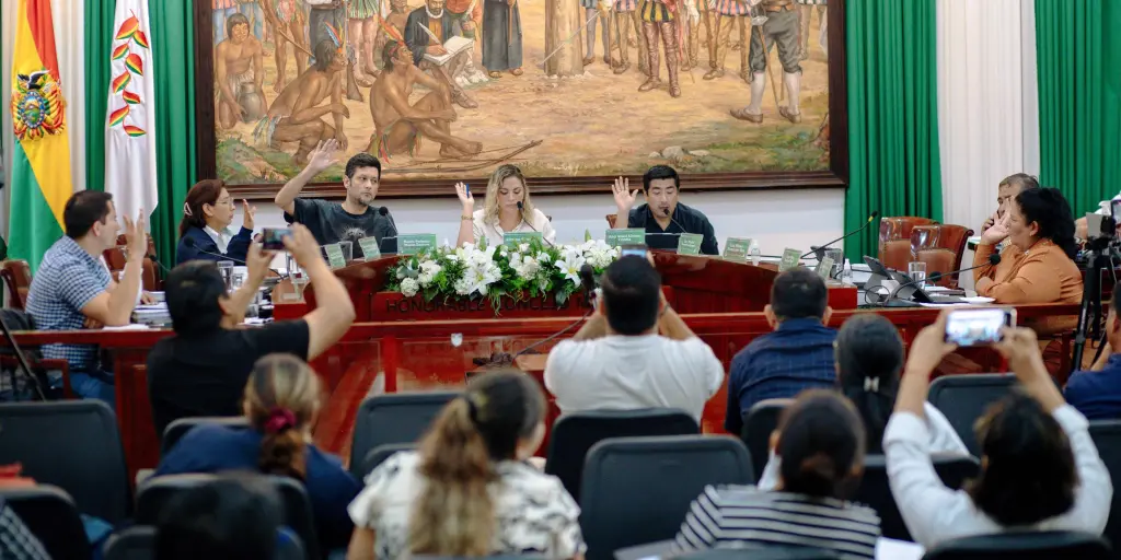 CONCEJO APRUEBA LEY DE FISCALIZACIÓN QUE PODRÍA SUSTITUIR A SECRETARIOS Y HASTA UN ALCALDE EN SUPLENCIA