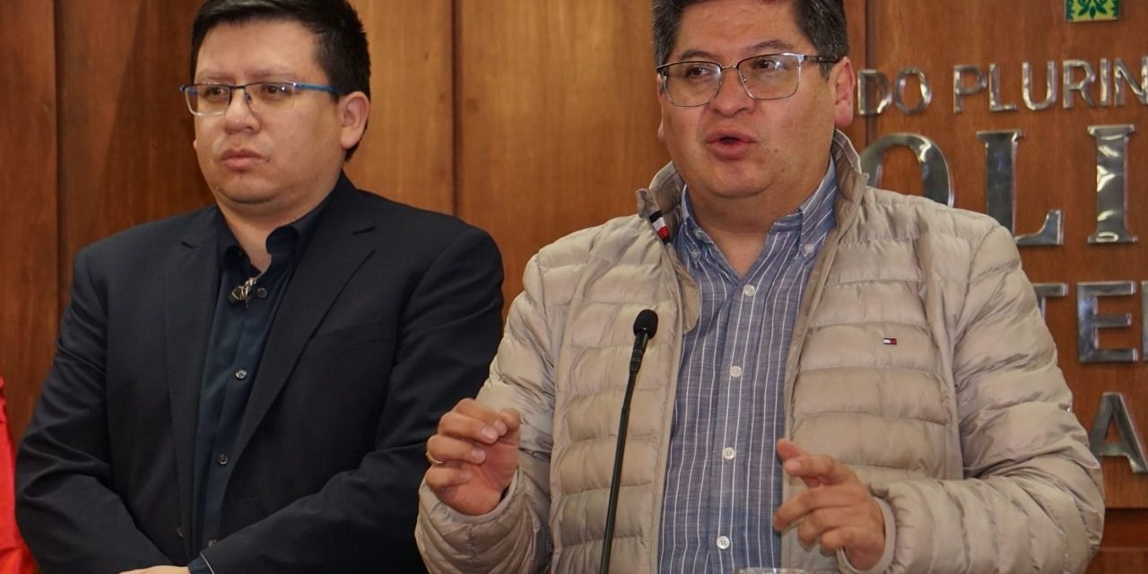 SANTA CRUZ PRESENTÓ SUS OBSERVACIONES A LA CARTOGRAFÍA ELECTORAL AL TSE