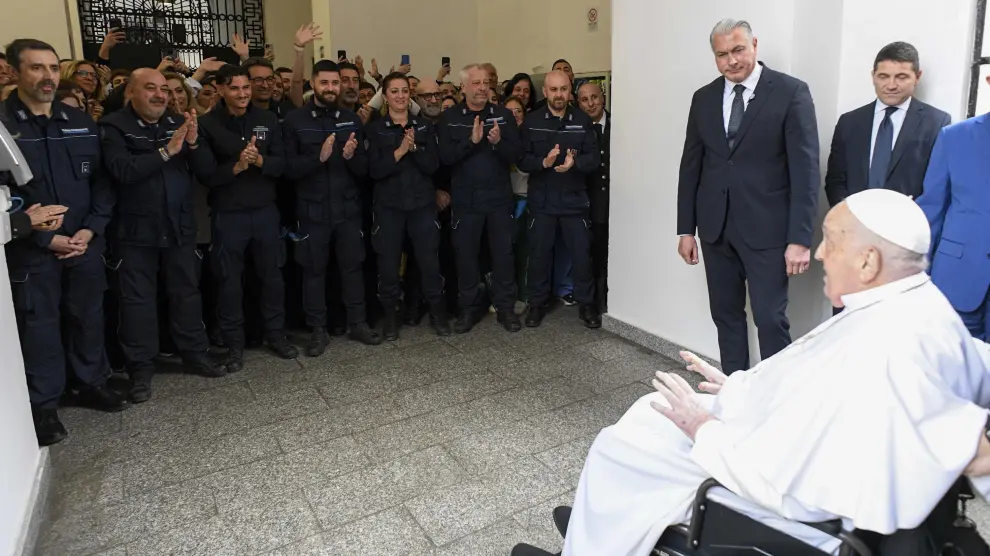 EL PAPA VISITA UNA CÁRCEL ROMANA POR JUEVES SANTO