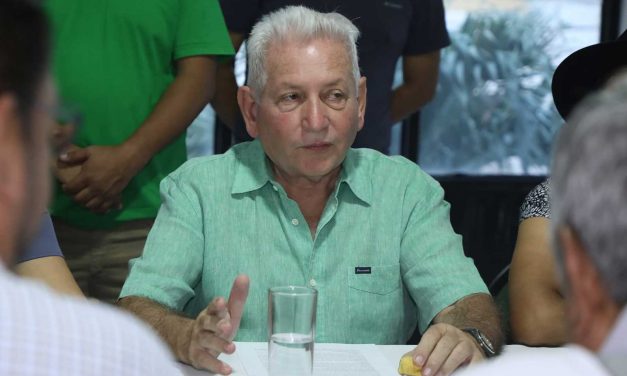 DEMÓCRATAS SOPESA SU PREACUERDO CON TUTO Y DICE QUE ‘LAS COSAS HAN CAMBIADO’