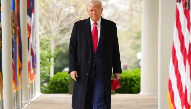 ENTRA EN VIGOR EL ARANCEL DEL 10% DECRETADO POR TRUMP PARA TODAS LAS IMPORTACIONES DE EEUU