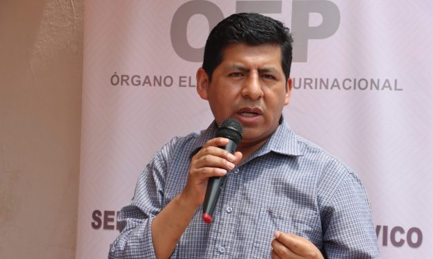 ELEGIRÁN AL PRESIDENTE DEL TSE ESTE MARTES VOCAL  TAHUICHI SE PERFILA