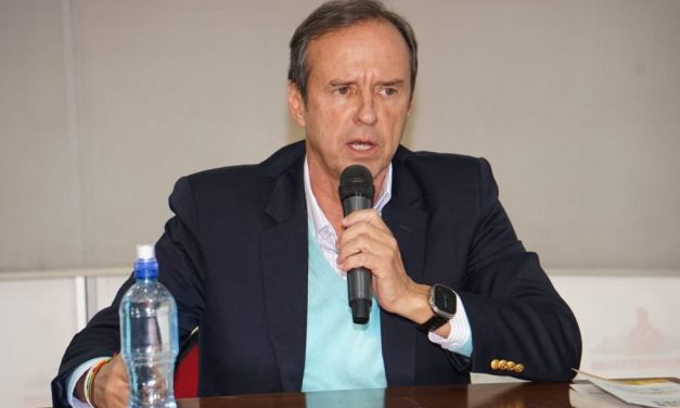 “SIGO SIENDO PARTE DEL BLOQUE, VEO UNA MANIOBRA PARA EXCLUIRME” DICE  TUTO QUIROGA
