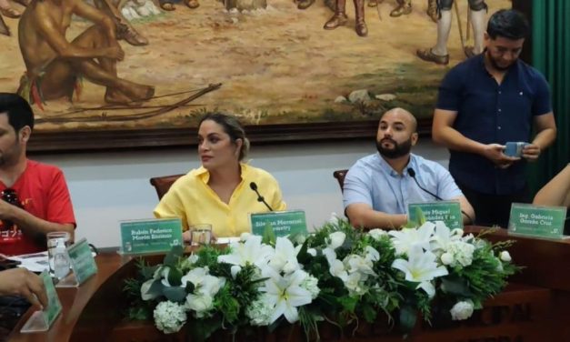 TRIBUNAL ORDENA SUSPENDER SESIONES DEL CONCEJO MUNICIPAL