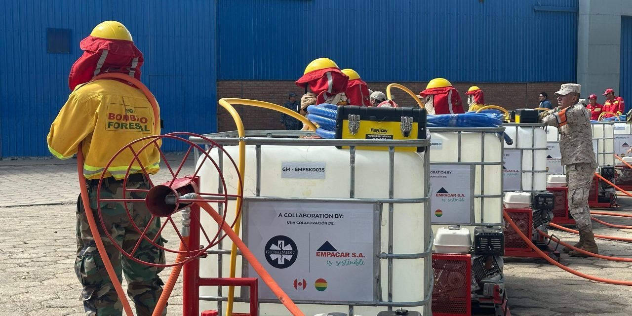 DONAN 12 NUEVOS EQUIPOS DE ATAQUE RÁPIDO A BOMBEROS DE SANTA CRUZ