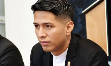 ANDRÓNICO RECHAZA RESOLUCIÓN CONTRA EL MTS