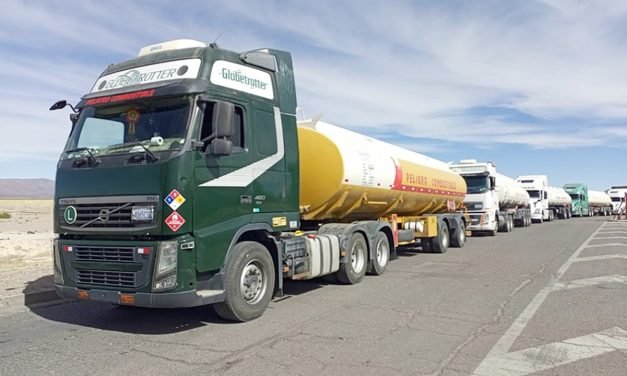 CISTERNEROS INICIAN  PARO DESDE ESTE MIÉRCOLES POR LNIVELACIÓN EN EL PRECIO DEL FLETE