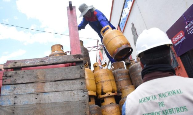 SUSPENDEN DISTRIBUCIÓN DE GARRAFAS Y ABASTECIMIENTO DE GLP EN SURTIDORES