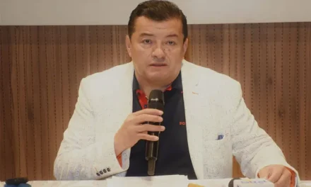 «QUE SE DEDIQUEN A TRABAJAR ESOS MUCHACHOS» DICEJHONNY FERNANDEZ A CONCEJALES 