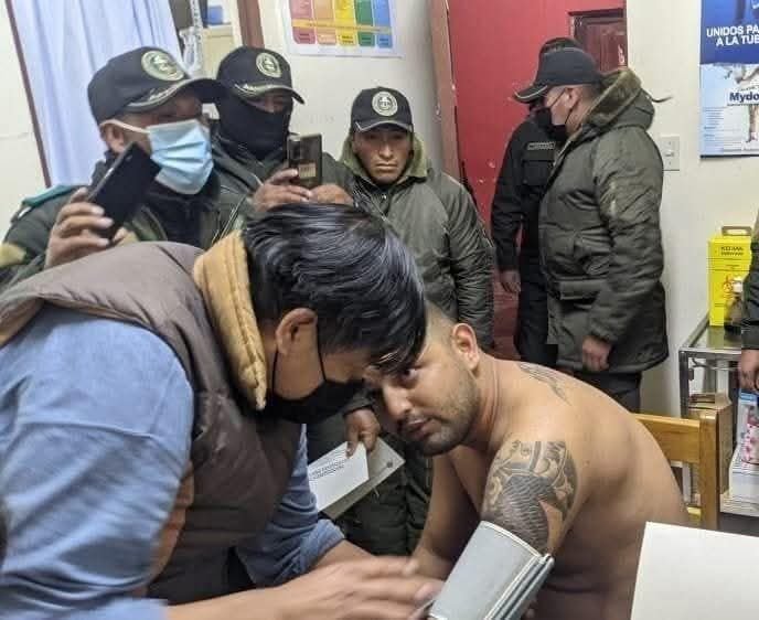 MISAEL NAYAR  ES TRASLADADO A UNA CLÍNICA BAJO ESTRICTAS MEDIDAS DE SEGURIDAD