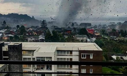 UN DEVASTADOR TORNADO SACUDIÓ EL SUR DE CHILE Y CAUSÓ ESTRAGOS EN PUERTO VARAS