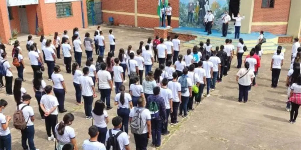 VACACIONES ESCOLARES DEL 7 AL 18 DE JULIO, PERO NO DESCARTA AJUSTES POR EL FRÍO