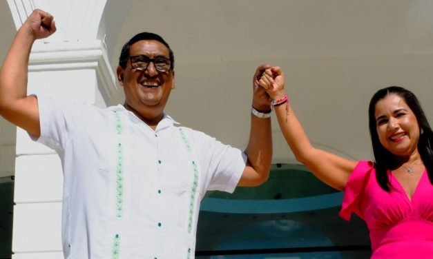 REINERIO Y JUANA SE IMPONEN EN ELECCIONES UNIVERSITARIAS