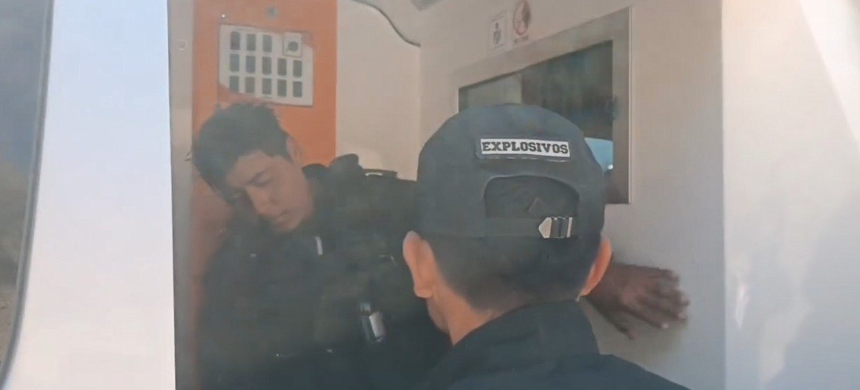 EXPLOSIÓN DE DINAMITA  EN YPFB VALLE HERMOSO DEJA DOS POLICÍAS HERIDOS