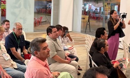 FISCAL GENERAL DEL ESTADO PARTICIPA DE LA FERIA INTERNACIONAL DEL LIBRO EN SANTA CRUZ