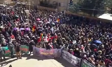 CABILDO DE LLALLAGUA DECLARA ENEMIGO A EVO MORALES
