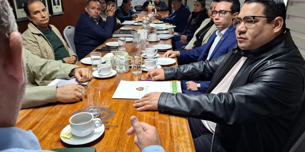 FISCAL GENERAL SE REÚNE CON LA CAO PARA FORTALECER LA LUCHA CONTRA EL ABIGEATO, TRÁFICO DE TIERRAS Y AVASALLAMIENTOS