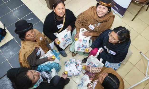 35 MUJERES DEL ÁREA RURAL SE SUMAN A LAACADEMIA DE MUJERES EMPRENDEDORAS