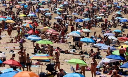ALERTA ROJA EN 16 DEPARTAMENTOS DE FRANCIA Y NARANJA EN 68 POR LA OLA DE CALOR