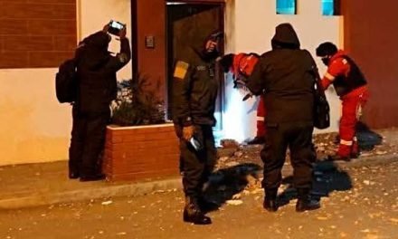 WILMA ALANOCA DENUNCIA ATENTADO CON EXPLOSIVO EN SU DOMICILIO