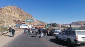 BLOQUEO DE CAMINOS EN POTOSÍ EN PROTESTA POR ALZA DE PRECIOS Y ESCASEZ DE COMBUSTIBLE