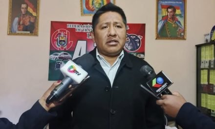 TRANSPORTISTAS AMENAZAN CON CERCAR CON FLOTAS Y CAMIONES LA CASA GRANDE