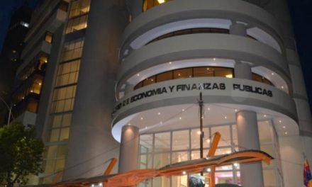 GOBIERNO NIEGA DEBILIDADES ESTRUCTURALES DEL MODELO ECONÓMICO