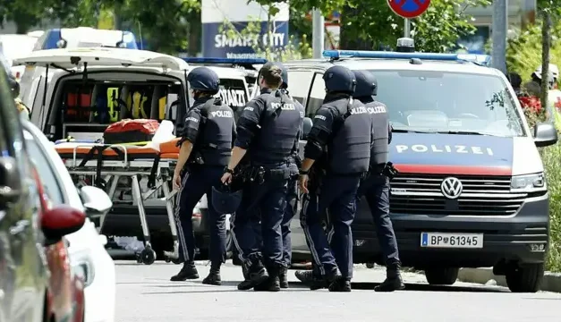 HOMBRE ARMADO MATA AL MENOS A 10 ALUMNOS Y PROFESORES EN UN COLEGIO DE AUSTRIA