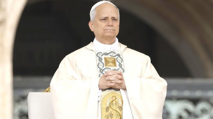 EL PAPA LEÓN XIV LLAMÓ A FRENAR LA GUERRA ANTES DE QUE SE CONVIERTA EN UNA “VORÁGINE IRREPARABLE”