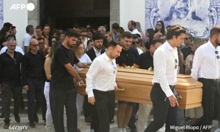 FAMILIA Y FÚTBOL SE UNEN PARA DESPEDIR A DIOGO JOTA