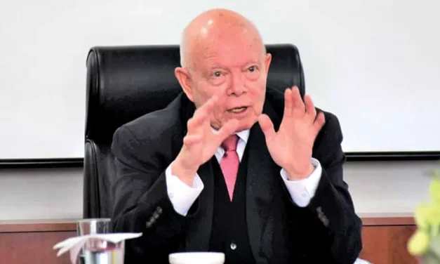 ÓSCAR HASSENTEUFEL AMPLÍA SU BAJA MÉDICA POR TRES DÍAS  MÁS EN EL TSE