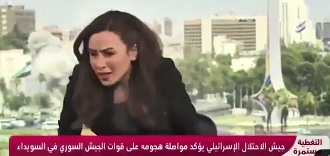 MIENTRAS CONDUCTORA HABLABA EN TV ISRAEL ATACO UN CUARTEL SIRIO EN DAMASCO